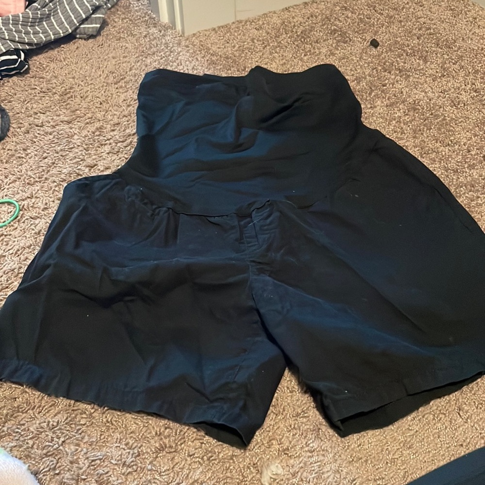 Maternity shorts